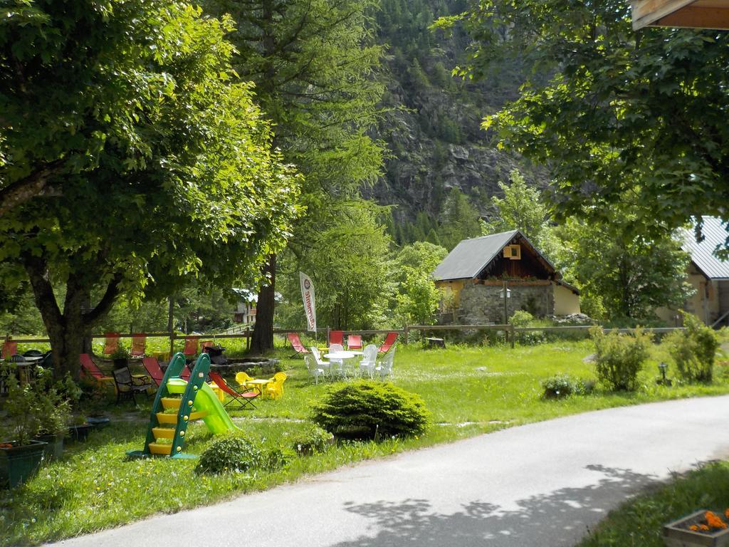 Hotel Engilberge Ailefroide Exterior photo